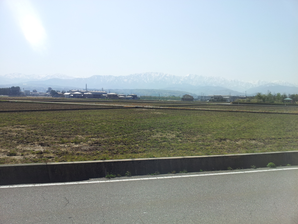 2018/04/21_富山地鉄から立山連峰を望む