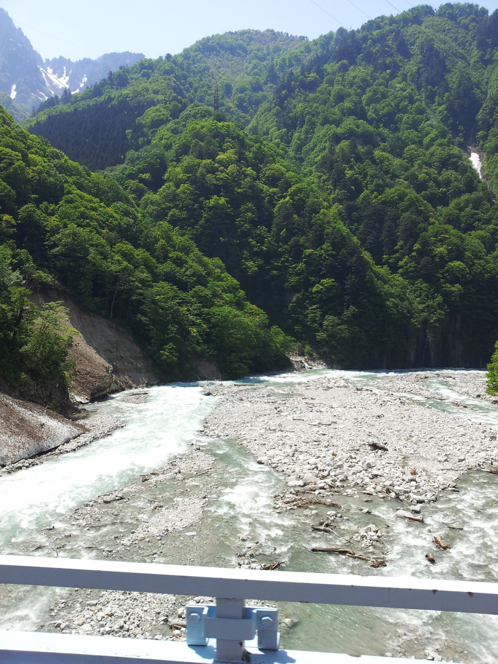 2017/05/20_欅平〜宇奈月間の車窓風景