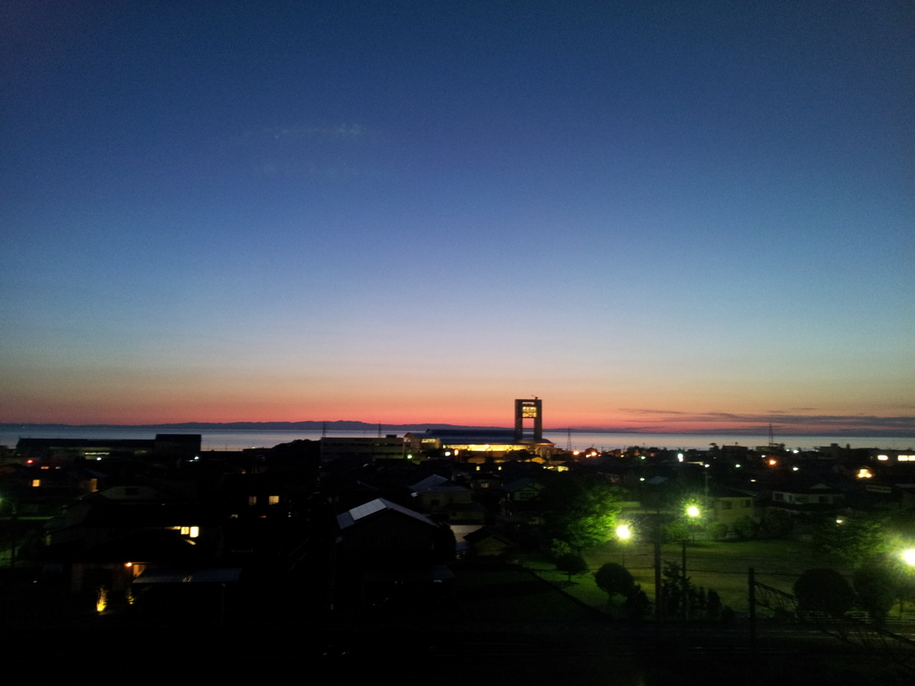 2017/06/14_宿から富山湾の夕暮れを望む