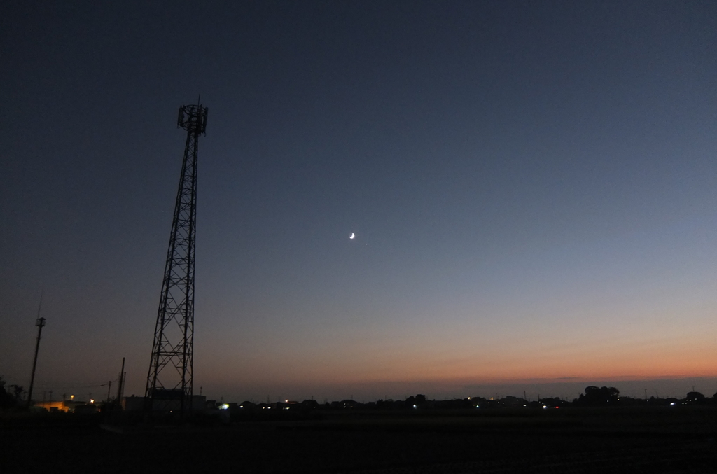 2014/09/28_夕空に月