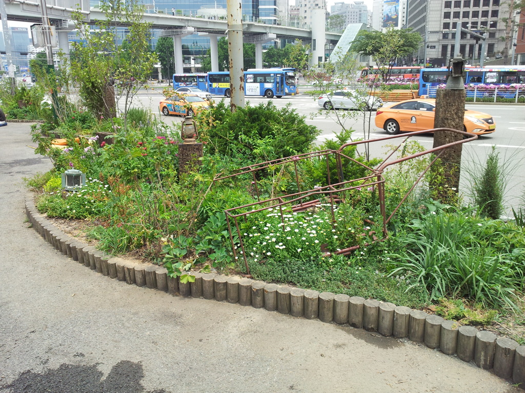2017/06/19_ソウル駅前の街中アート