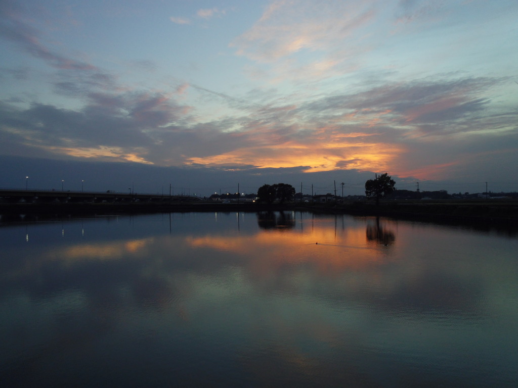 2016/10/30_溜め池の夕暮れ