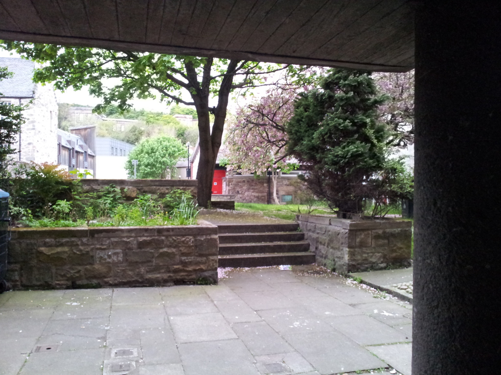 2016/05/20_Lochend Close