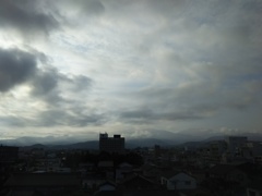 2017/06/14_宿から朝の立山連峰を望む（没カット）