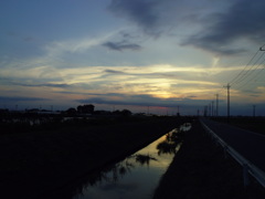 2016/07/24_用水路の夕暮れ