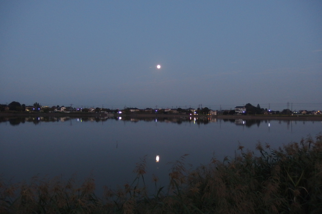2015/09/27_伊佐沼の月夜