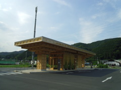2017/07/22_道の駅和紙の里ひがしちちぶ バス待合所