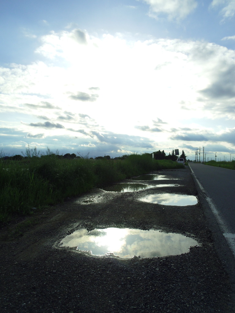 2017/05/14_水溜まりに晴れ間