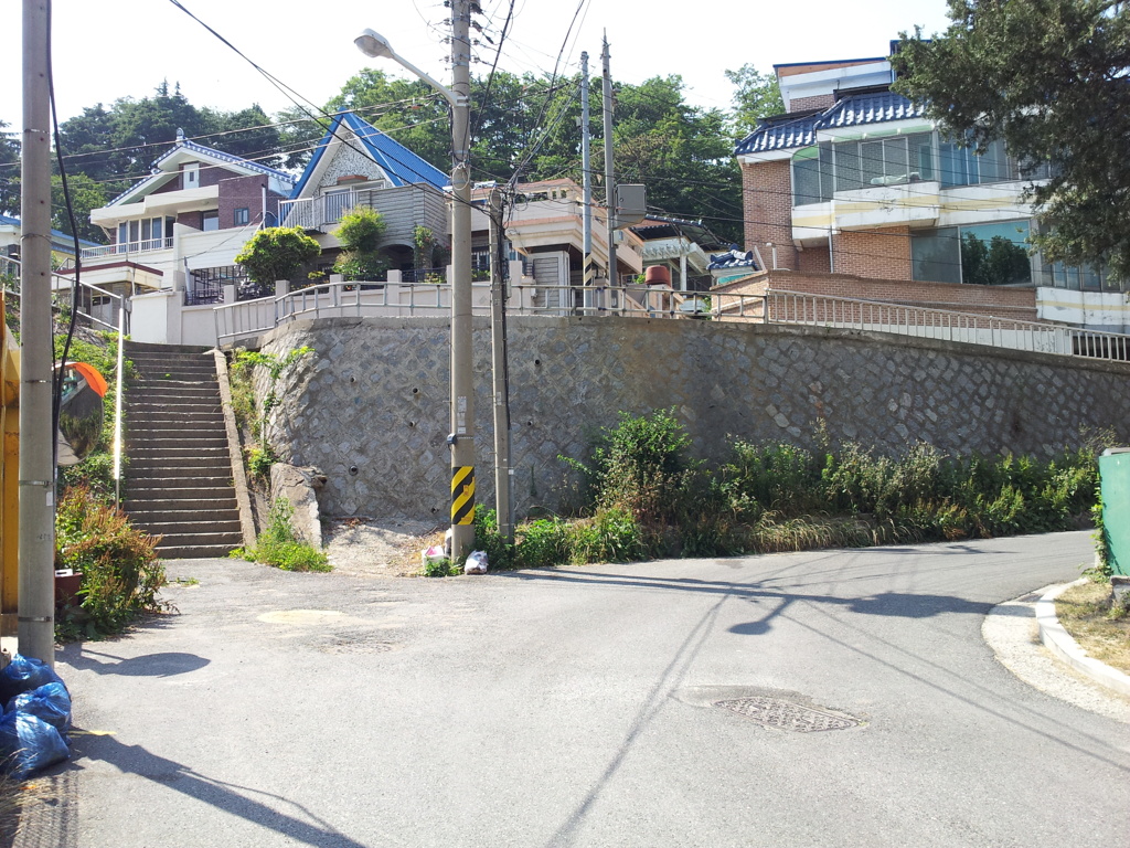 2017/06/18_群山西初等学校裏の道