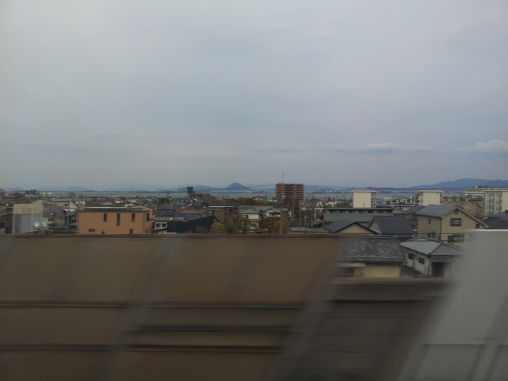2019/04/13_サンダーバードから琵琶湖を望む