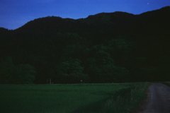 2014/05/04_山の麓の神社