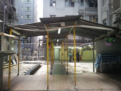 2017/03/12_重慶大厦の中屋上