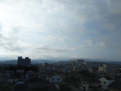 2017/06/14_宿から朝の立山連峰を望む