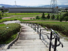 2018/07/14_中央公園展望台から岩手県立美術館を望む