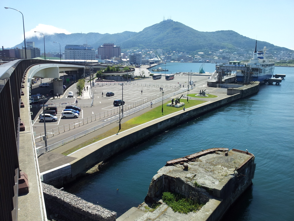2016/08/12_函館港と函館山