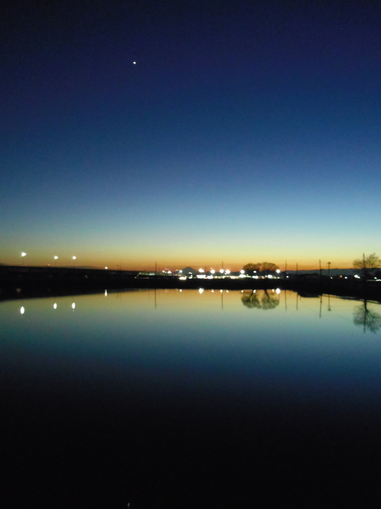 2016/12/25_溜め池の夕暮れ