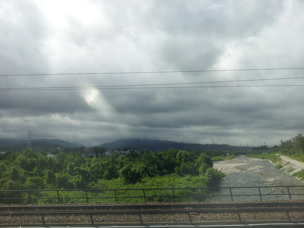 2017/06/16_車窓から立山連峰を望む