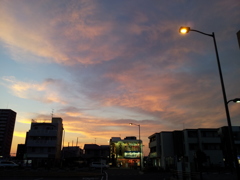 2017/06/19_北上尾駅前の夕暮れ