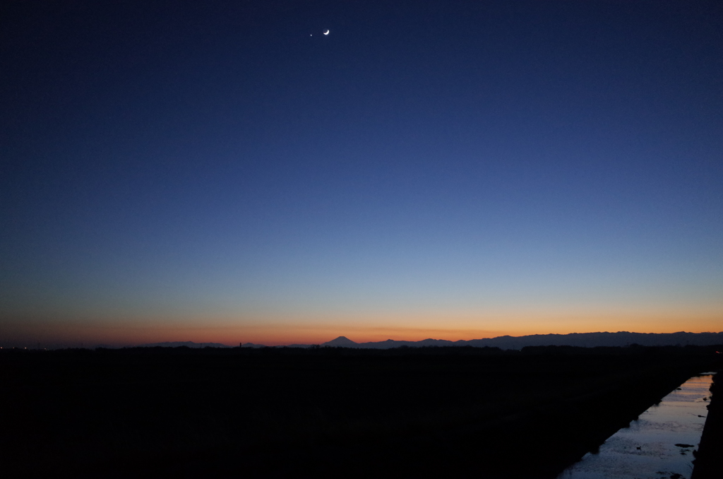 2017/01/02_用水路の夕暮れ