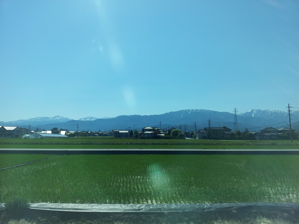 2017/06/15_車窓から立山連峰を望む