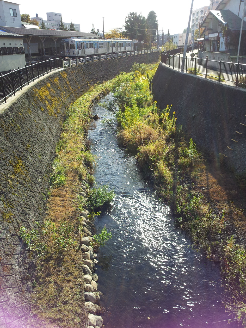 2016/11/14_土淵川と中央弘前駅