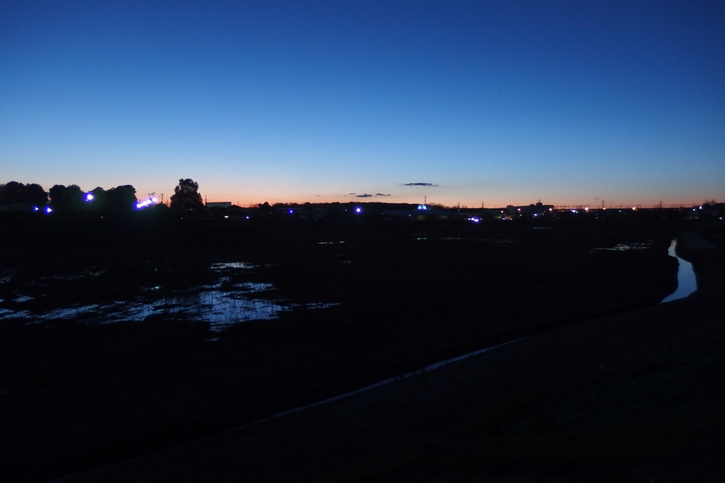 2015/12/29_貯水池の夕暮れ