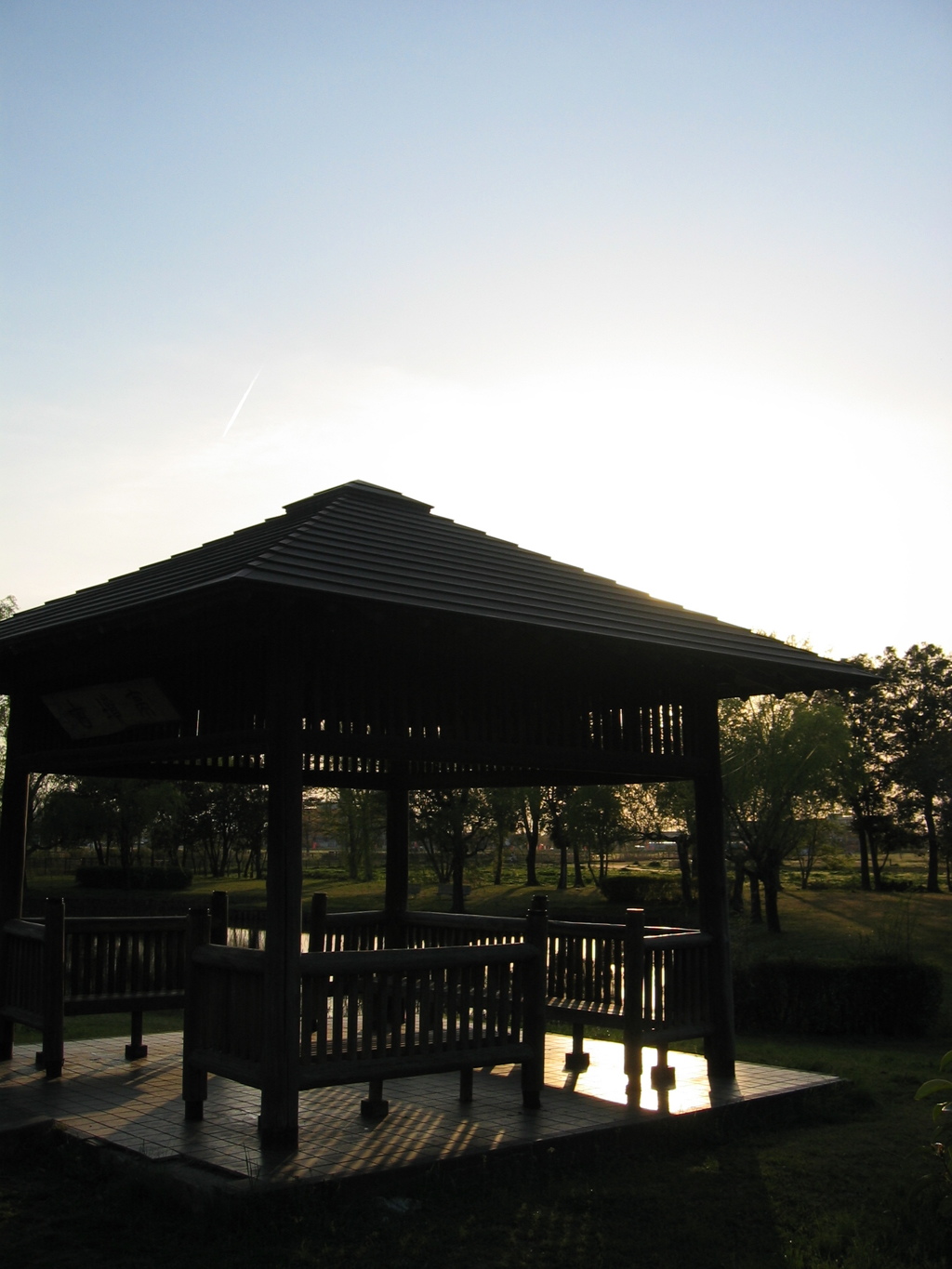 2017/04/16_夕暮れのさきたま古墳公園 古墳亭
