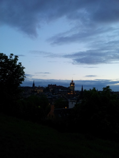 2016/05/21_カールトン・ヒルからエディンバラ市街の夕暮れを望む