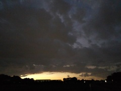 2016/10/23_曇天の夕暮れ