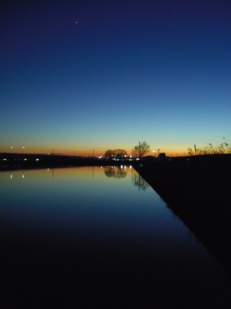 2016/12/25_溜め池の夕暮れ