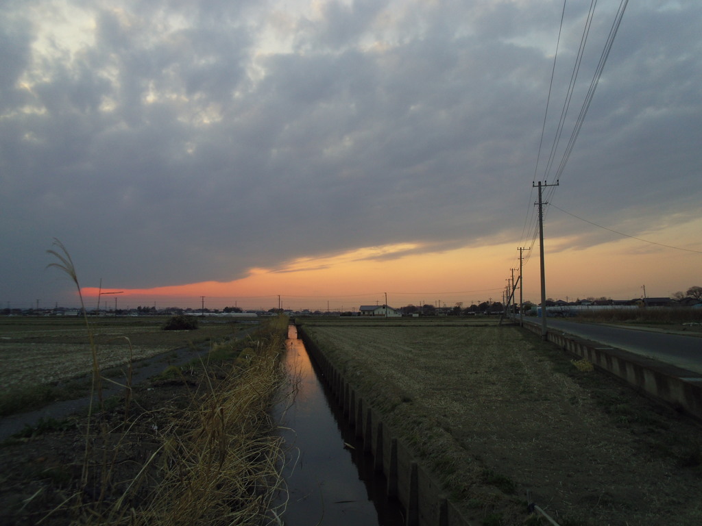 2017/03/25_用水路の夕暮れ