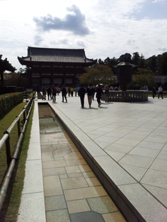 2016/10/18_東大寺 大仏殿から中門を望む