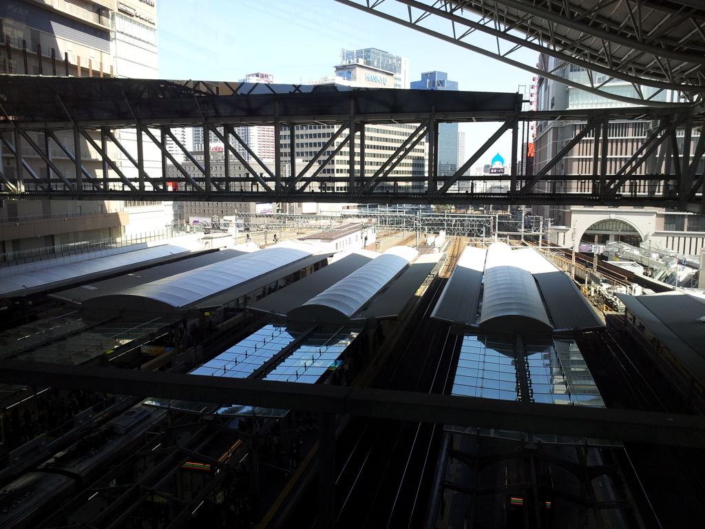 2017/10/27_大阪駅 時空（とき）の広場からの眺め