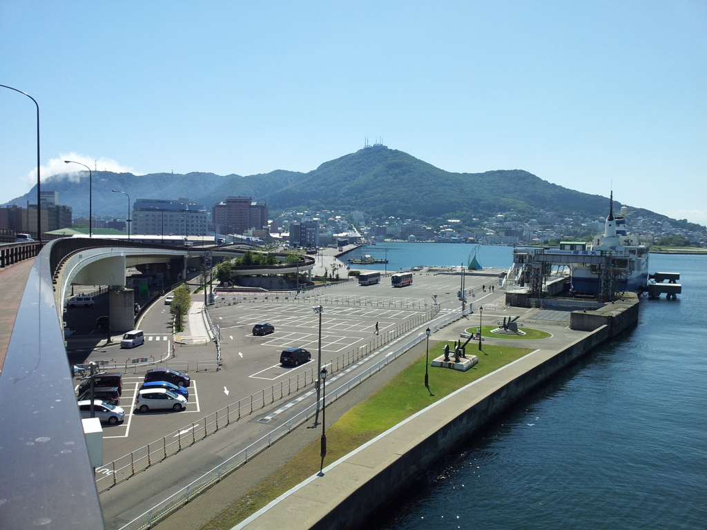 2016/08/12_函館港と函館山