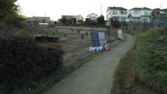 2013/01/27_畑の中の道