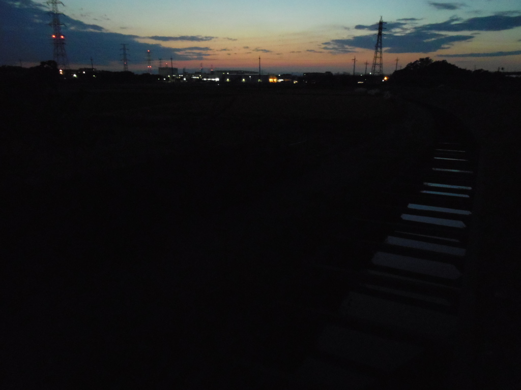 2016/11/06_用水路の夕暮れ