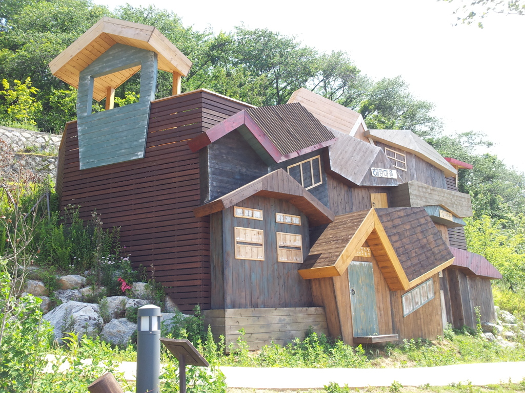 2017/06/18_月明公園海側斜面の展望コーナー