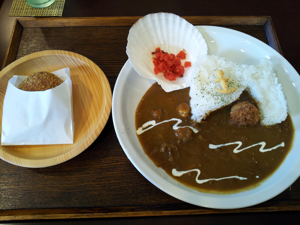 2018/09/14_安渡館のカフェ憩の海軍コロッケと海軍カレー