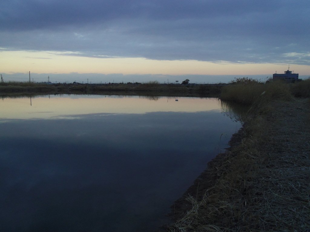 2017/02/25_溜め池の夕暮れ