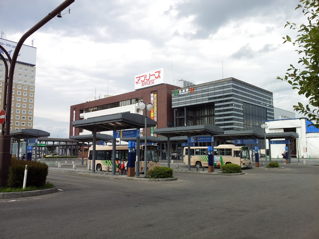 2018/07/15_弘前駅西口ロータリー