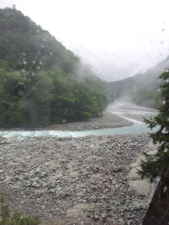 2018/05/31_宇奈月〜欅平間の車窓風景 黒部川