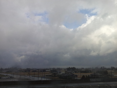 2017/01/12_北陸新幹線から日本海の空を望む