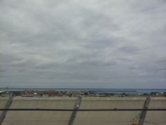 2017/06/13_北陸新幹線から日本海を望む