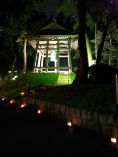 2016/07/16_夜の盛岡城跡公園（岩手公園）時鐘とライトアップ