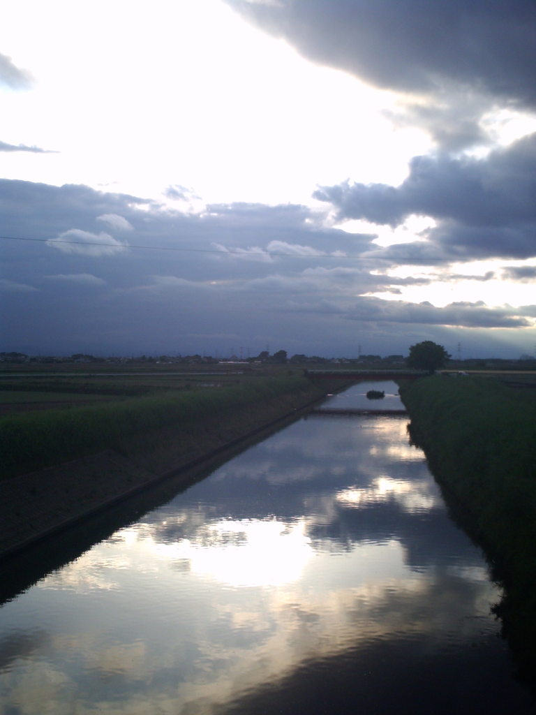 2017/05/14_ 野通川に雲
