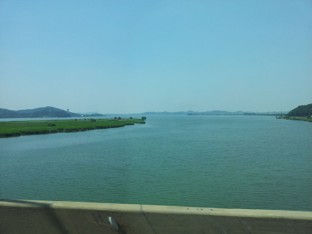 2017/06/18_ソウル〜群山の高速バスから錦江を望む