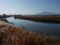 2016/11/14_岩木川と岩木山（没カット）