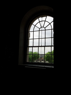 2016/05/19_ロンドン塔 ホワイト・タワーの窓