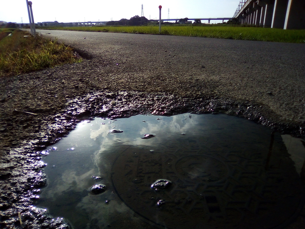 2018/07/29_水溜まりに雲