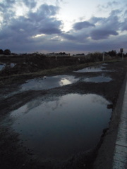 2016/11/26_水溜まりの夕暮れ